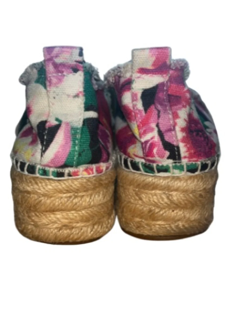 Betsey Johnson Flouncee Floral Platform Espadrille Flats Size 7B (Med. Width)